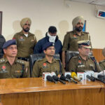 Punjab Crime News : पंजाब पुलिस ने पकड़ा अंतरराष्ट्रीय ड्रग माफिया