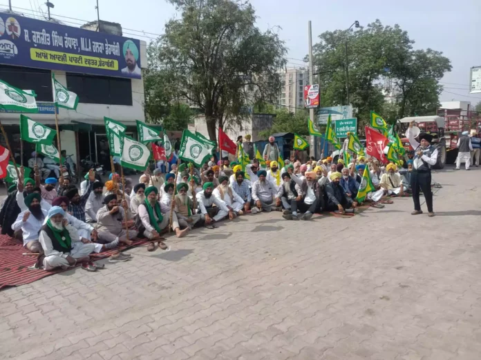 United Kisan Morcha staged a massive sit-in protest in front of Derabassi MLA's office