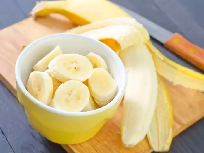 Benefits of Eating Bananas : केला में पाए जाते कई तरह के पोषक तत्व, जाने खाने का सही समय